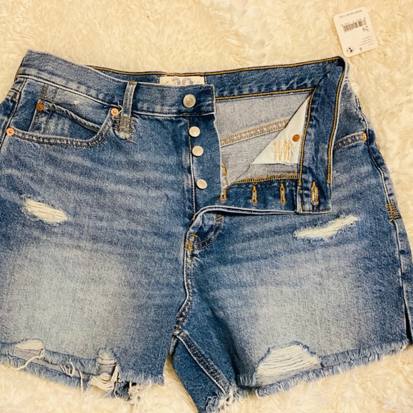 Free People high waisted; size 29 - Picture 2 of 6